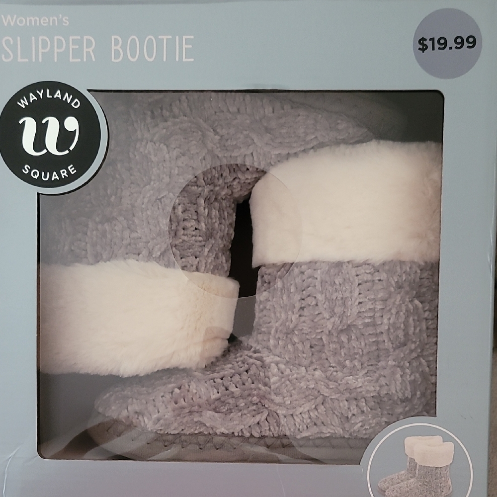 Women's Cozy Gray Slipper Booties